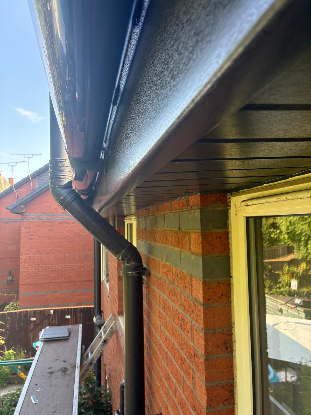 downpipe-leaking-at-bottom