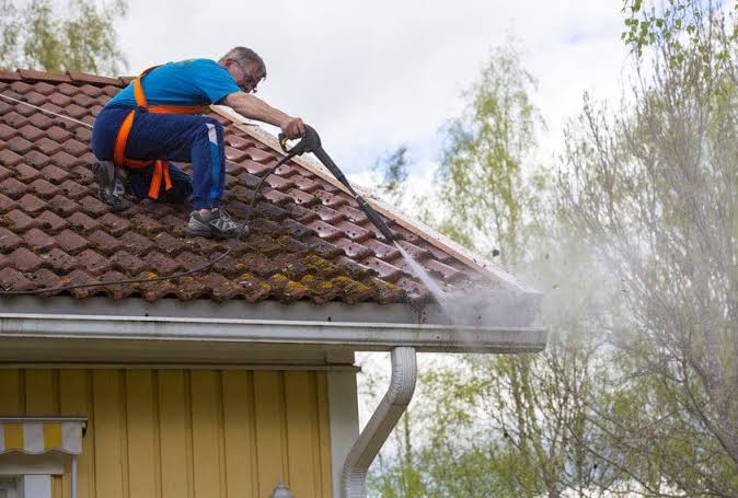 gutter-cleaning-allerton